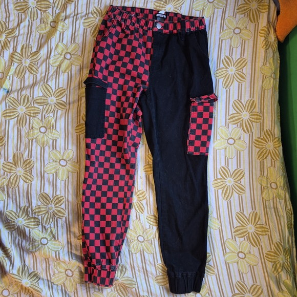 Hot Topic Pants - Hot Topic Red and Black Checkered Pants